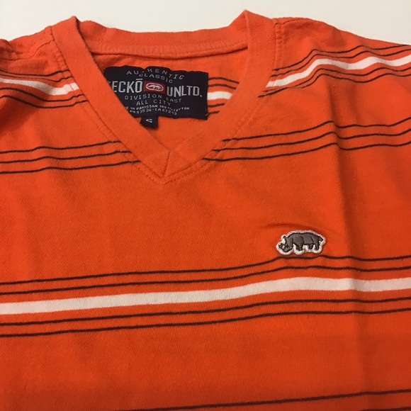 ECKO UNLTD V neck t-shirt - Picture 2 of 5